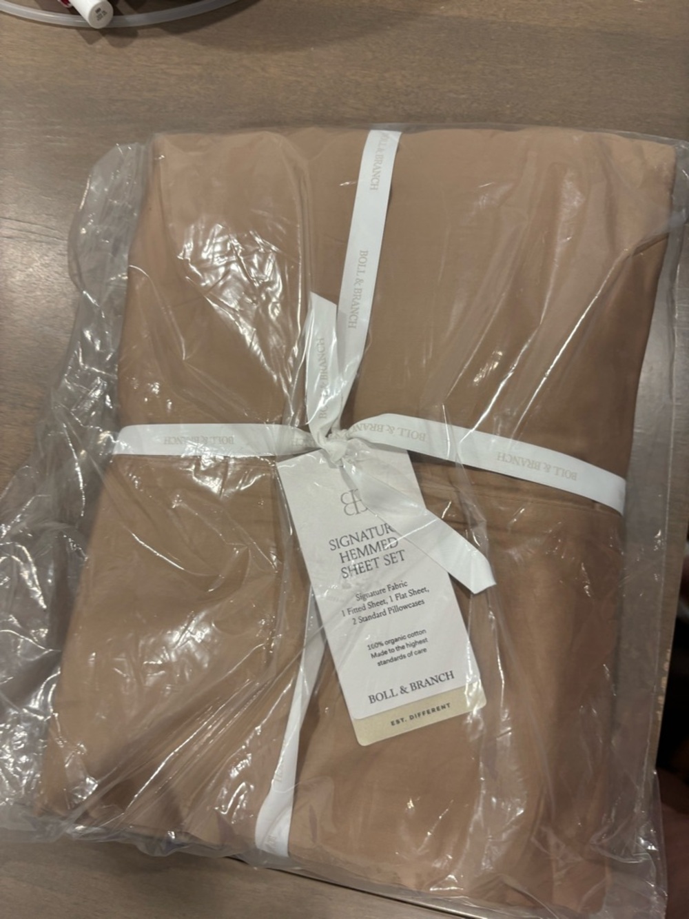 Boll & Branch Signature Hemmed Sheet Set Camel Queen NWT Organic Cotton - Picture 6 of 7